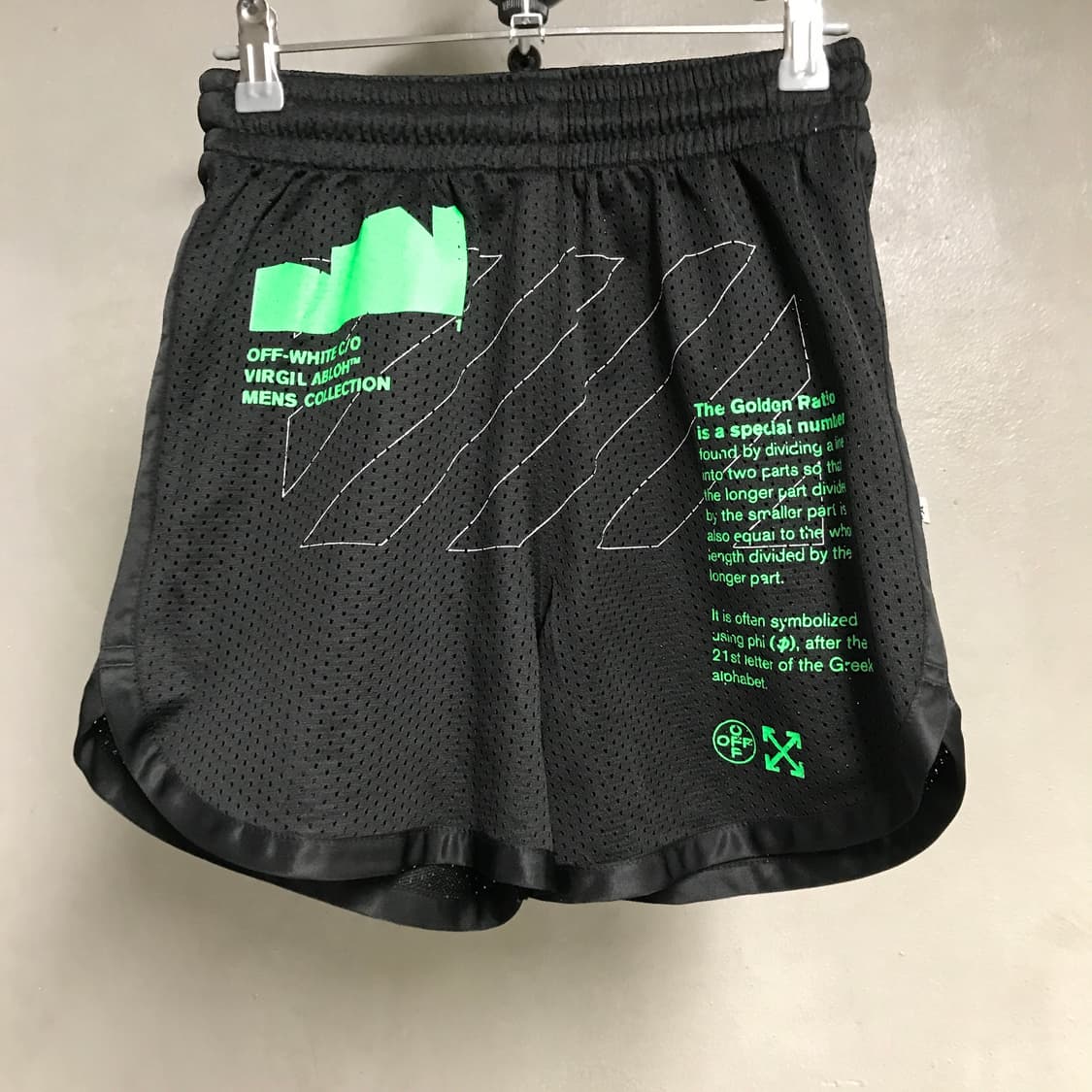 오프화이트 메쉬 반바지 XXS(W) 상품이미지3