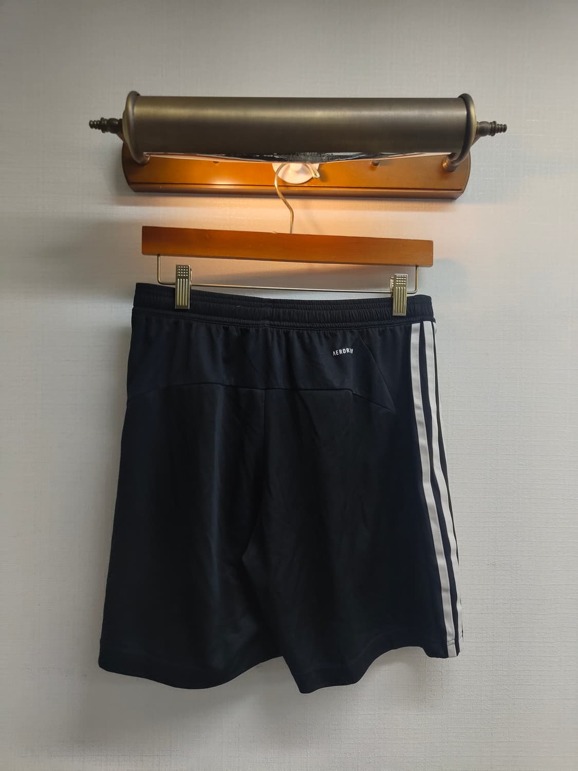 상의 2XL 하의 L) 아디다스 나시와 반바지 팝니다 상품이미지6