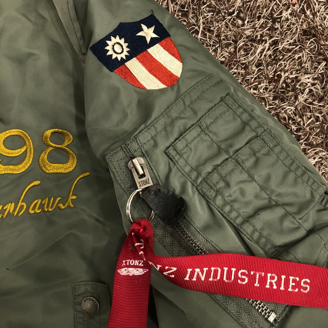 엑스톤즈 XRONZ 플라잉 타이거 성조기 봄버 플라이트 항공 점퍼 상품이미지4