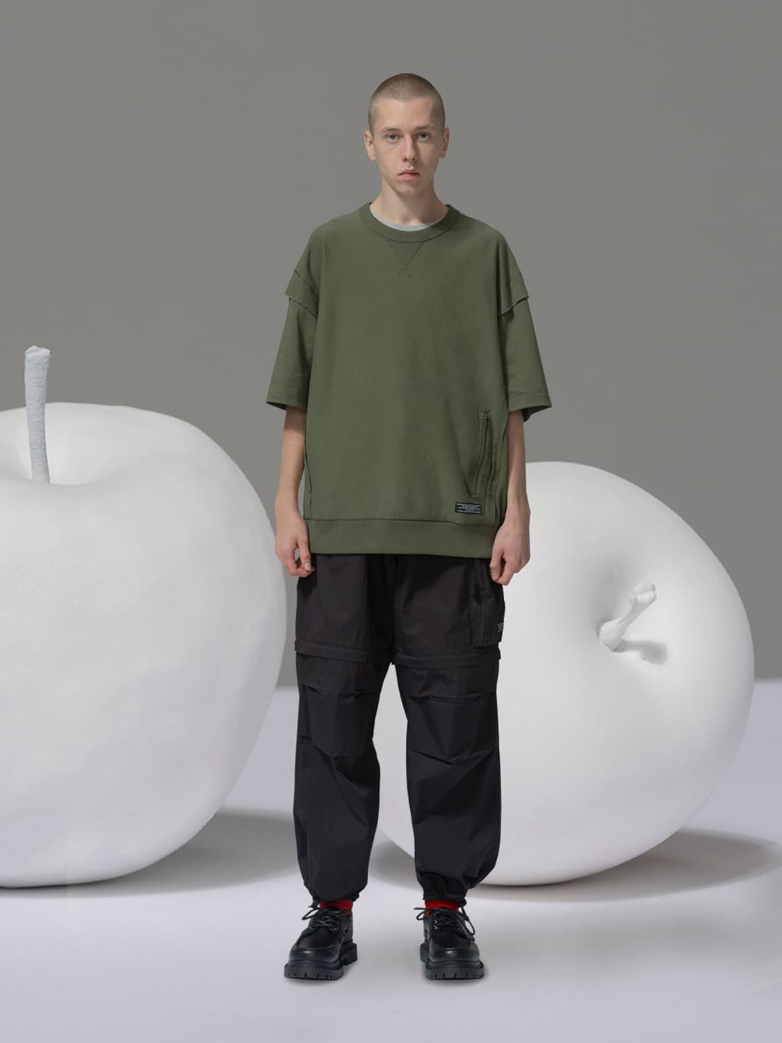 L) GU 언더커버 undercover 스웻셔츠 티셔츠 반팔 맨투맨 카키 상품이미지3