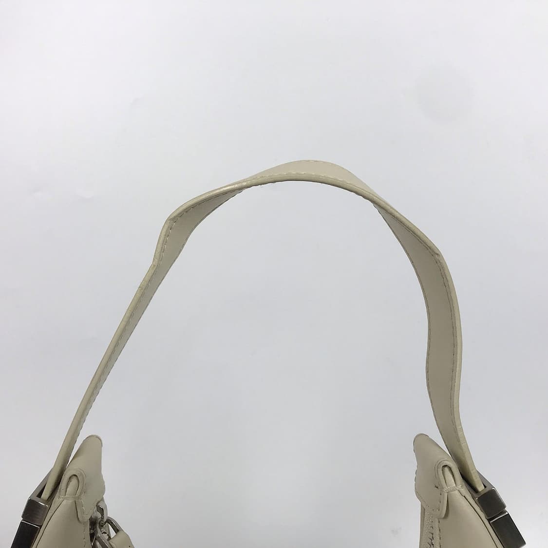 오소이 osoi 토니백 미니 크림 가방 상품이미지3