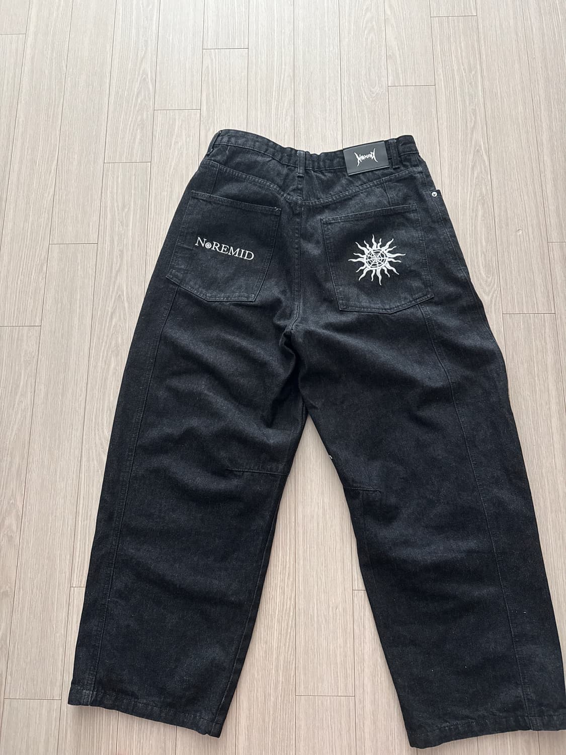 Noremid 블랙 데님 팬츠 사이즈 L 상품이미지1