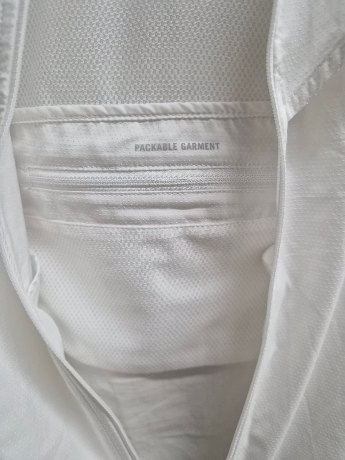 M) 나이키 러닝 패커블 경량 바람막이 팝니다 상품이미지3