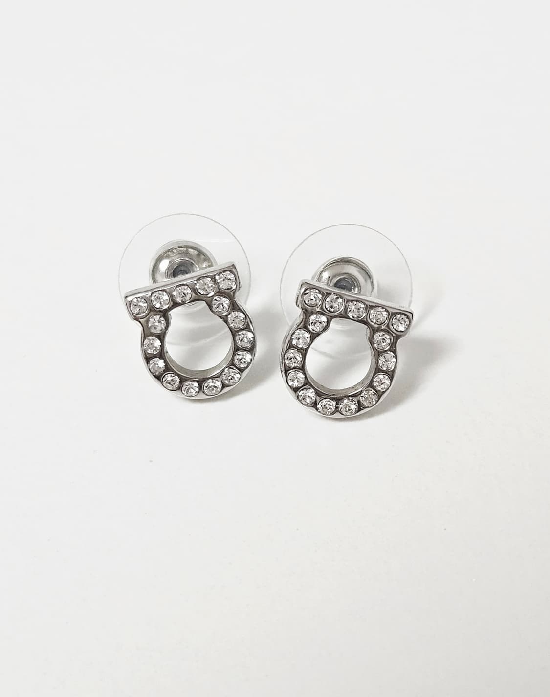 [단종디자인] 페레가모 간치니 크리스탈 귀걸이 [정품/실버컬러] 상품이미지2