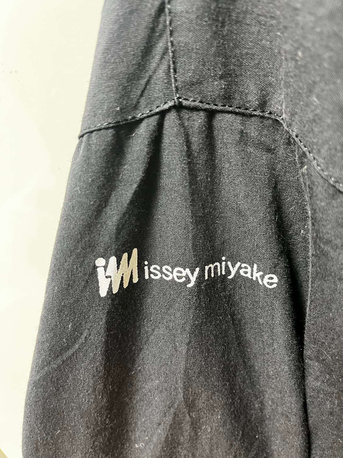 이세이미야케 코트 상품이미지3