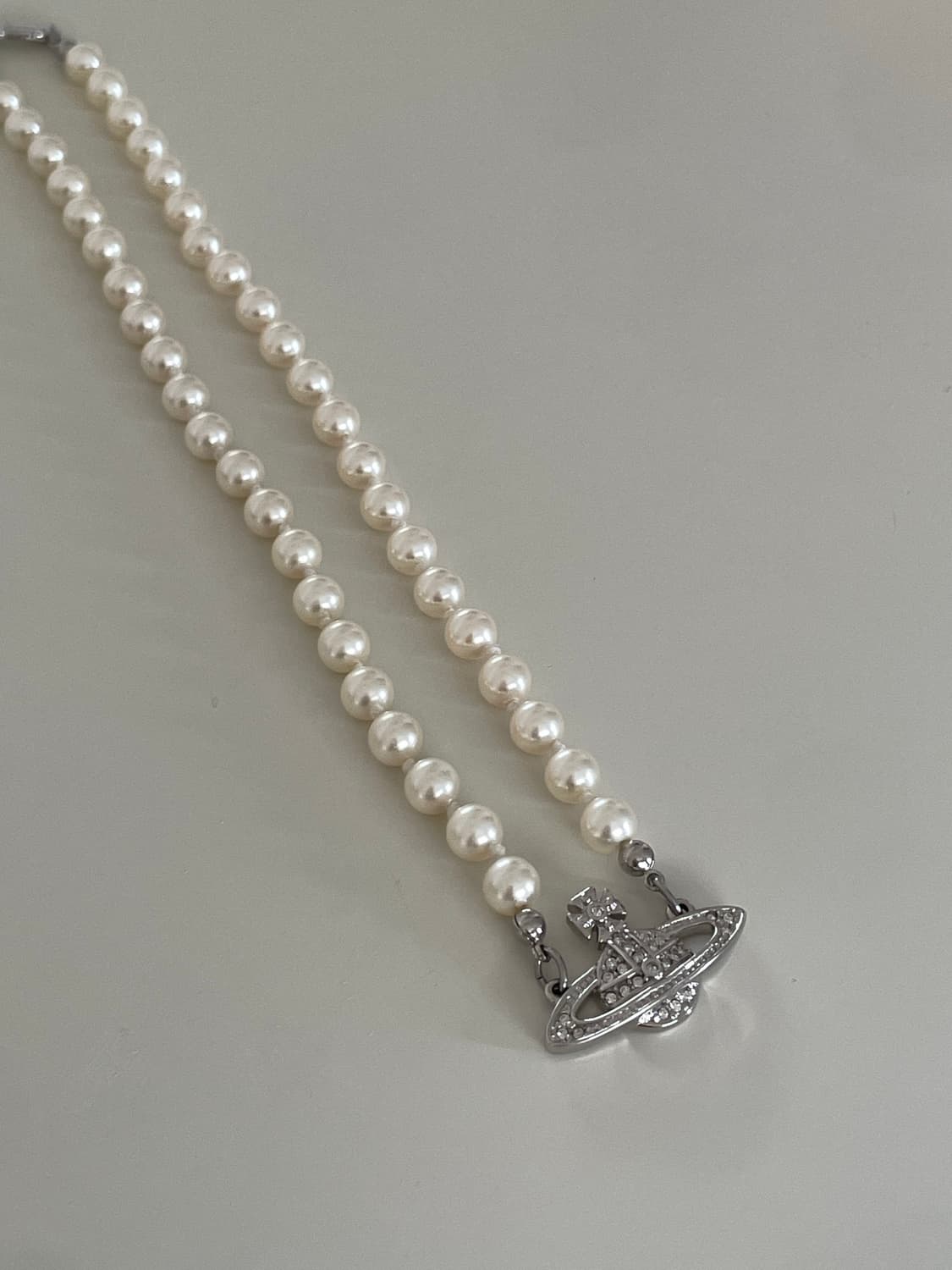 [풀박스] 비비안웨스트우드 미니 펄 바스 릴리프 네클리스 실버 상품이미지5