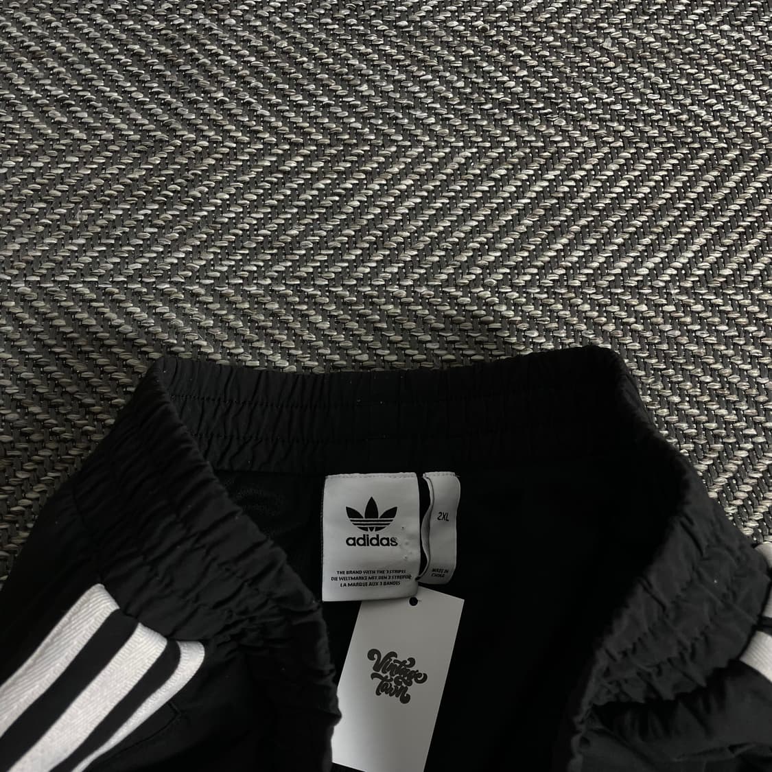 아디다스 신형 와이드핏 우븐 트랙팬츠o 3360 상품이미지5