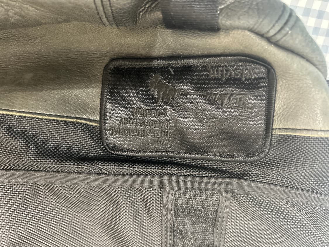 VISVIM 올드비즈빔 아웃도어 패치 올블랙 레더 발리스틱 크로스백 상품이미지7