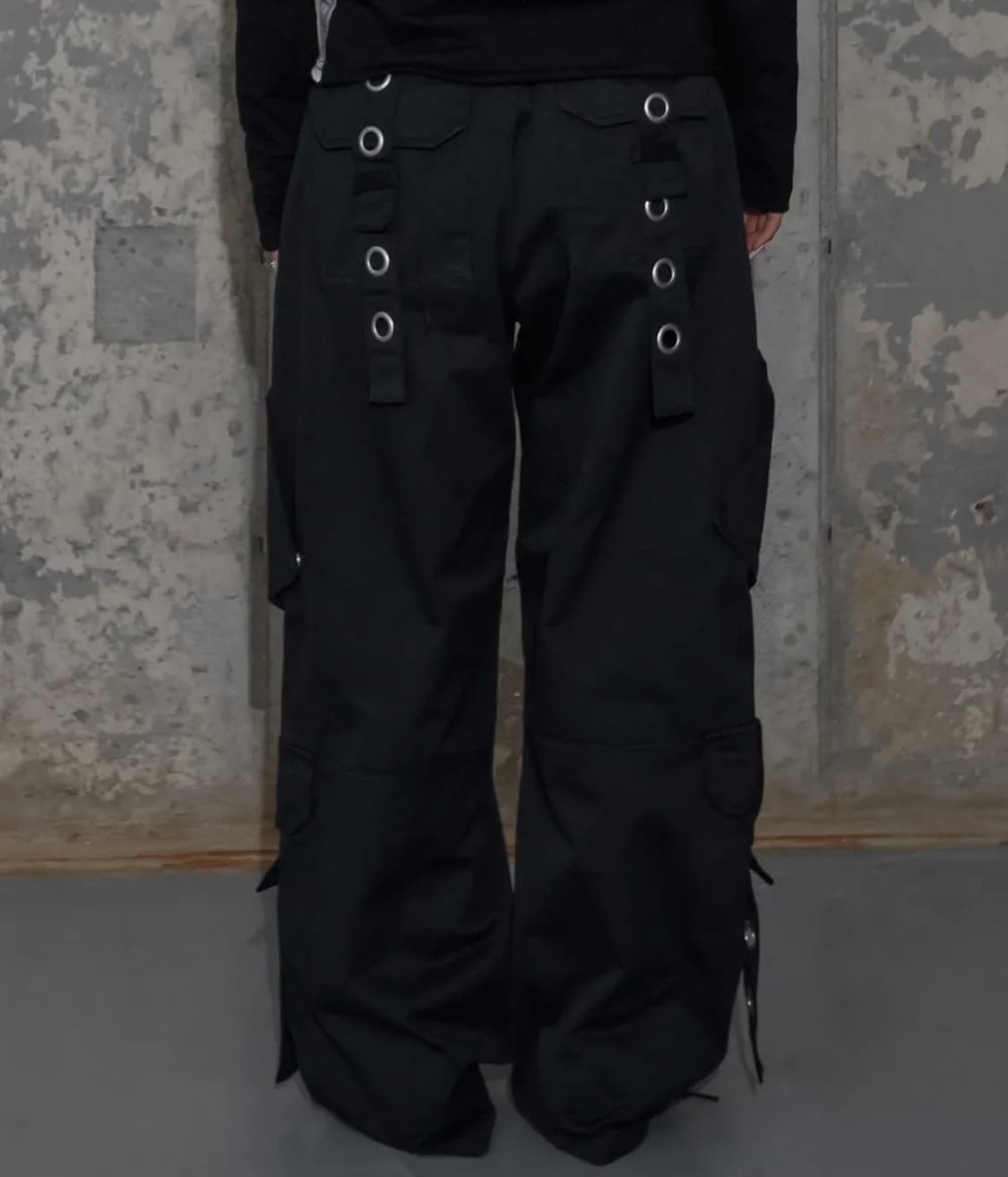팬시클럽 디테쳐블 카고 스트랩 팬츠 블랙 상품이미지2