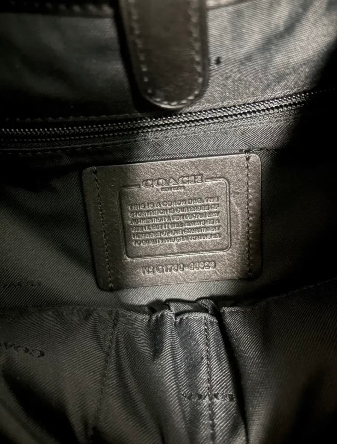 코치 가죽 백팩 블랙 상품이미지4