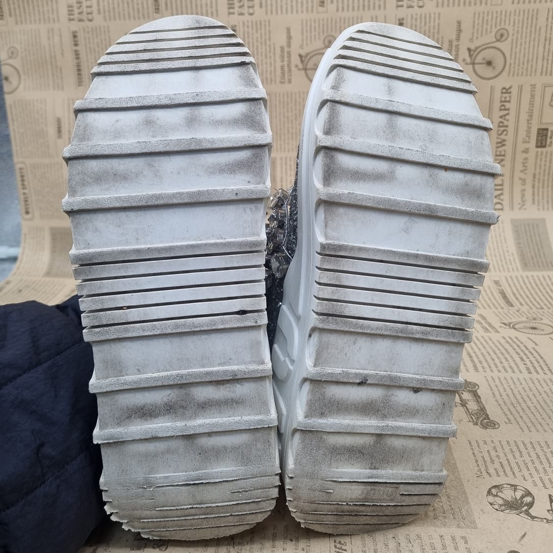 미우미우 시퀀크리스탈플랫폼 스니커즈230 굽5 상품이미지3