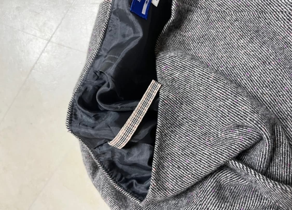 [36] 버버리 울 미디스커트 상품이미지5