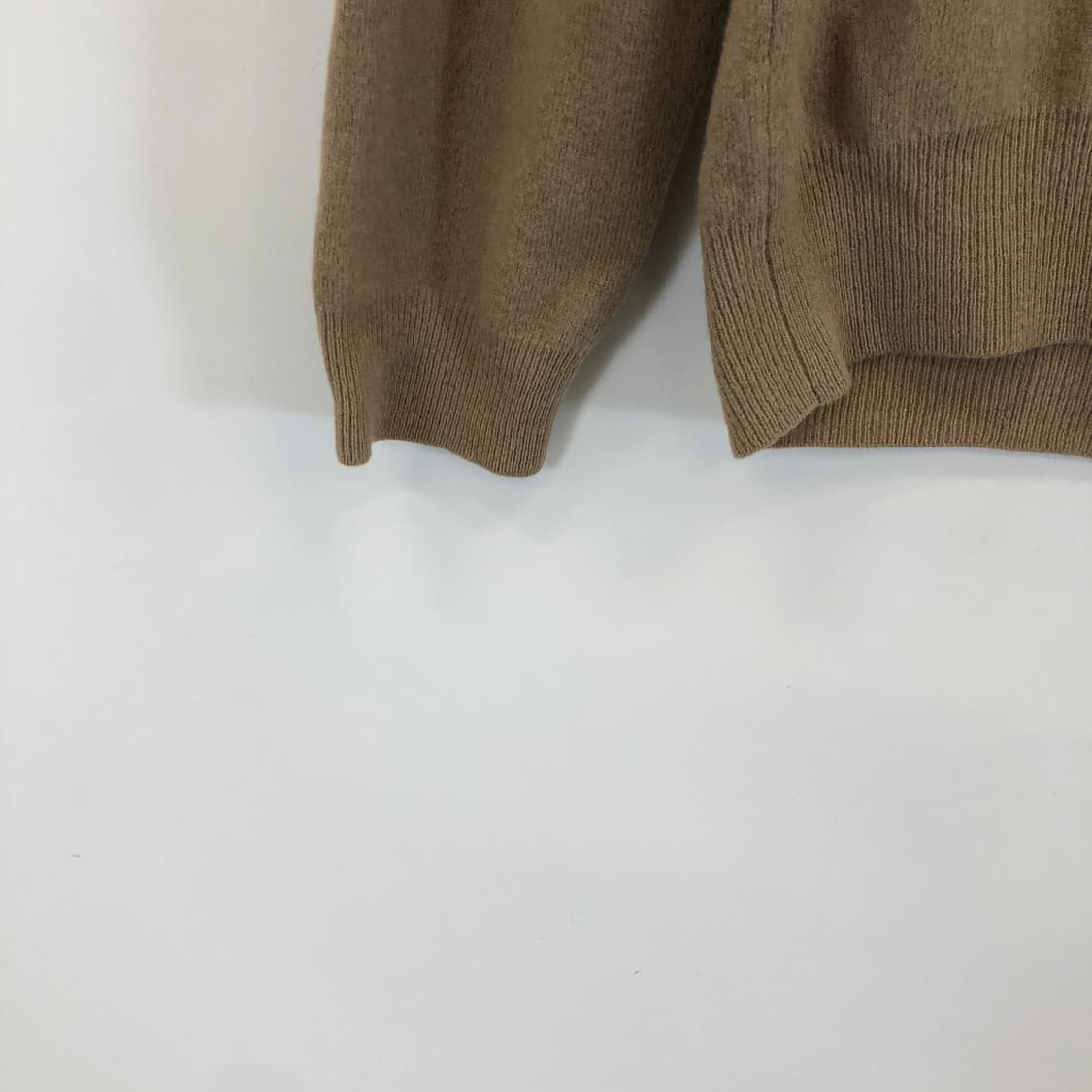 폴로 랄프로렌 메리노울 100% 브이넥니트 M 상품이미지3