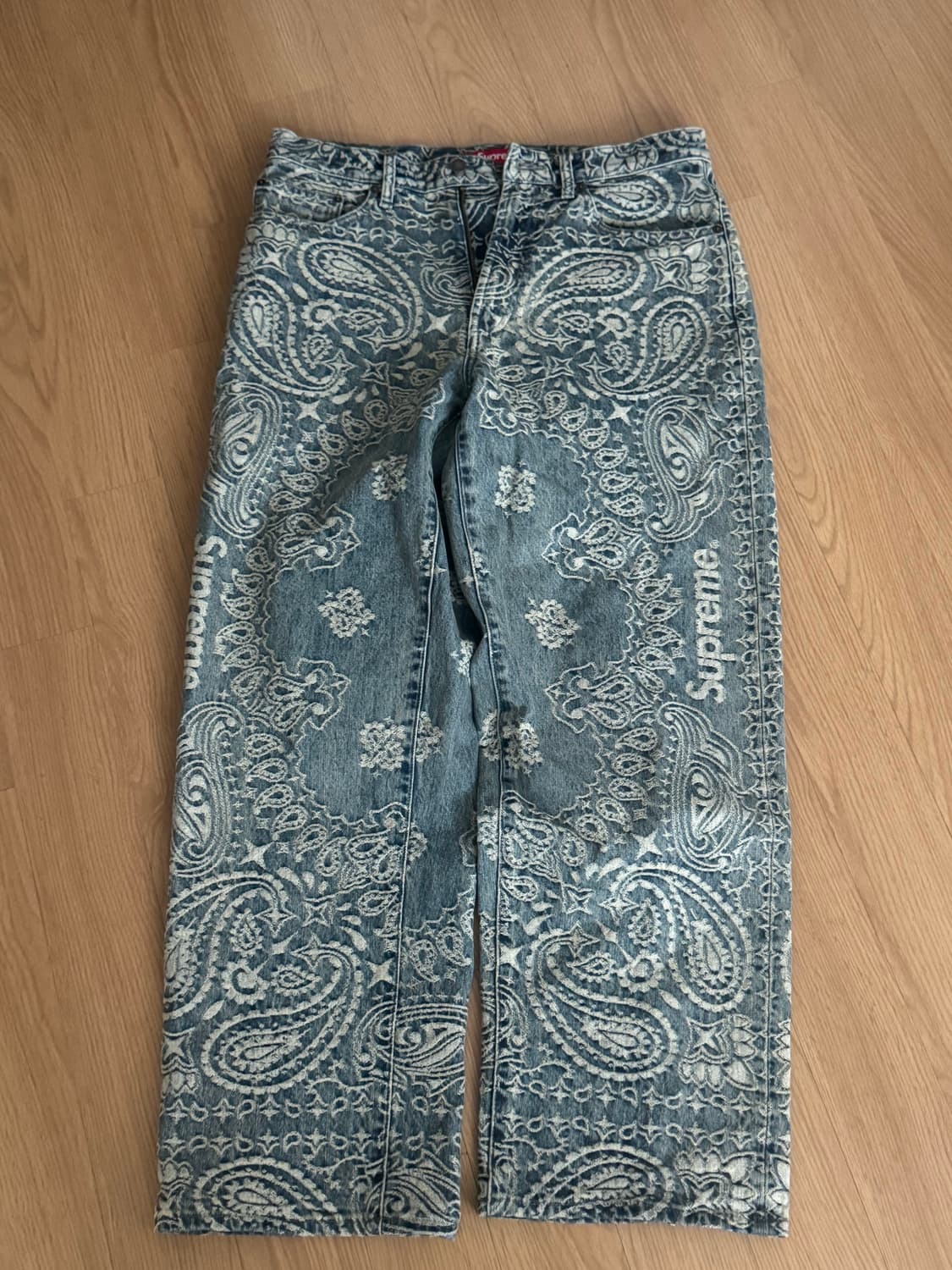 슈프림 반다나 배기 데님 팬츠 상품이미지2