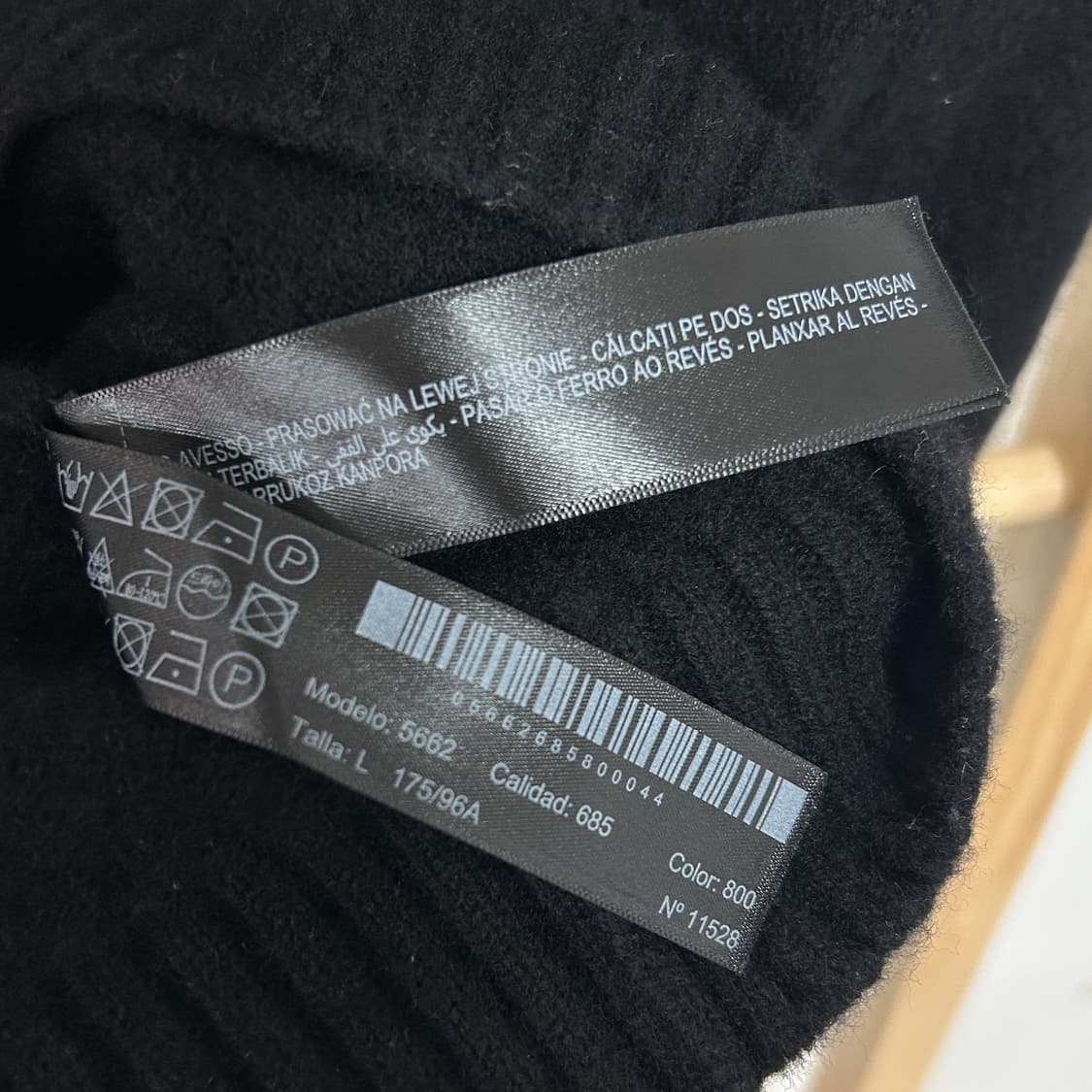 마시모두띠 금장 버튼 크롭 가디건 블랙 상품이미지7