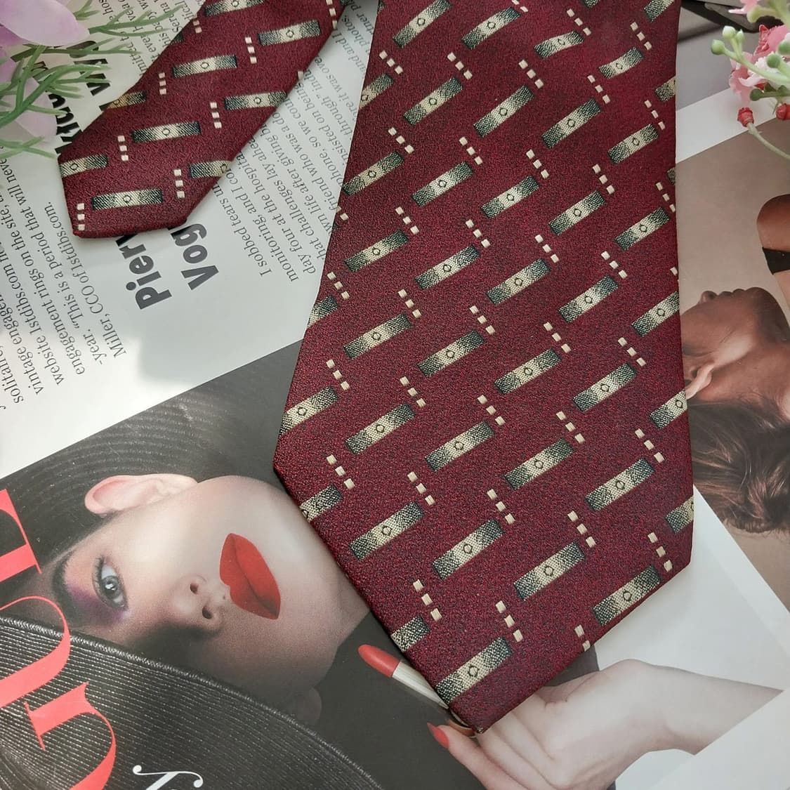 트루사르디 실크 와인 지오메트릭 넥타이 9.5cm A+등급  K1418
 상품이미지5