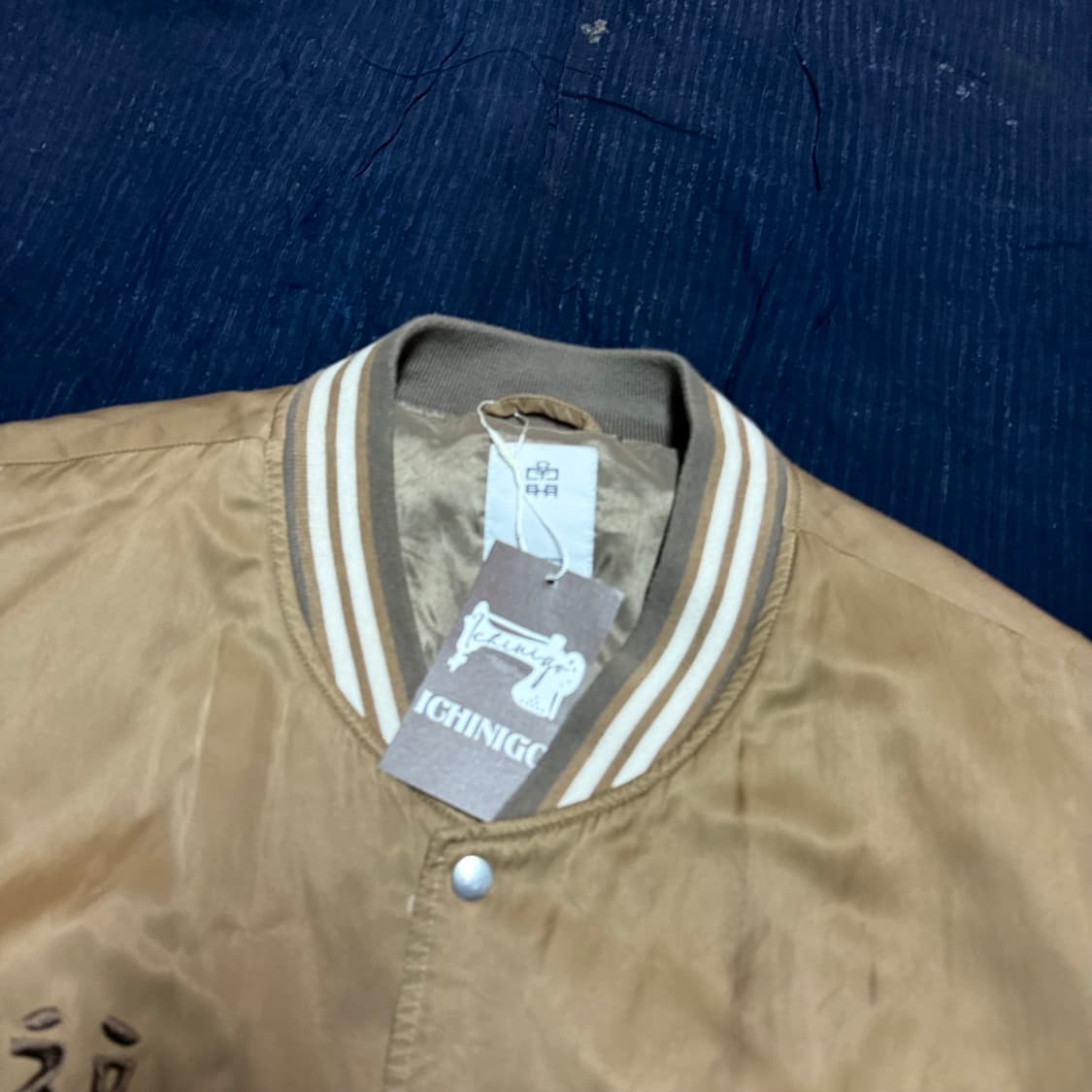 폴리테루 x 행크 레이온 바시티 베이지 3 상품이미지2