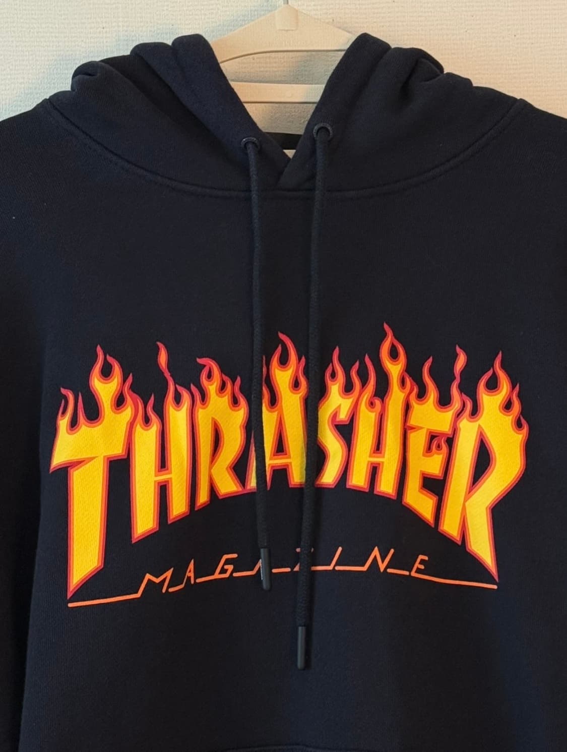 트레셔 네이비 후드티 상품이미지2