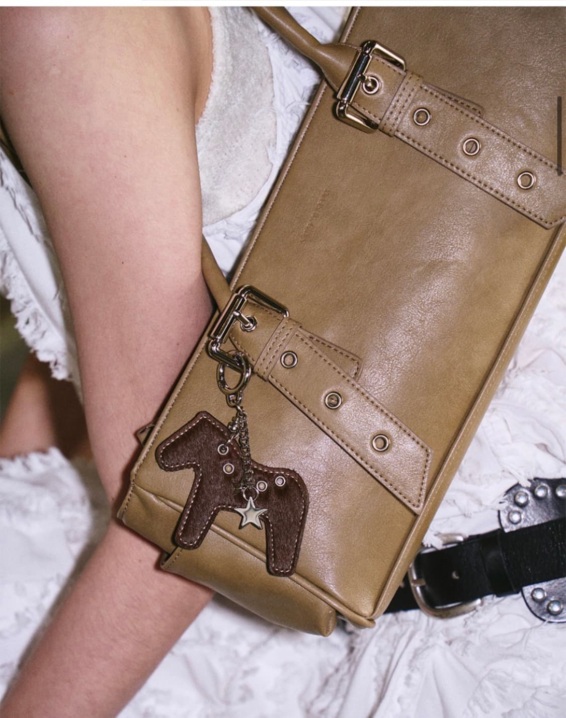 샌드뮤지엄 PONY KEYRING [Brown] 상품이미지3
