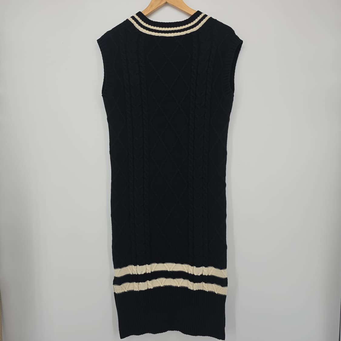 제너럴아이디어 케이블 니트 롱 원피스 블랙 상품이미지7