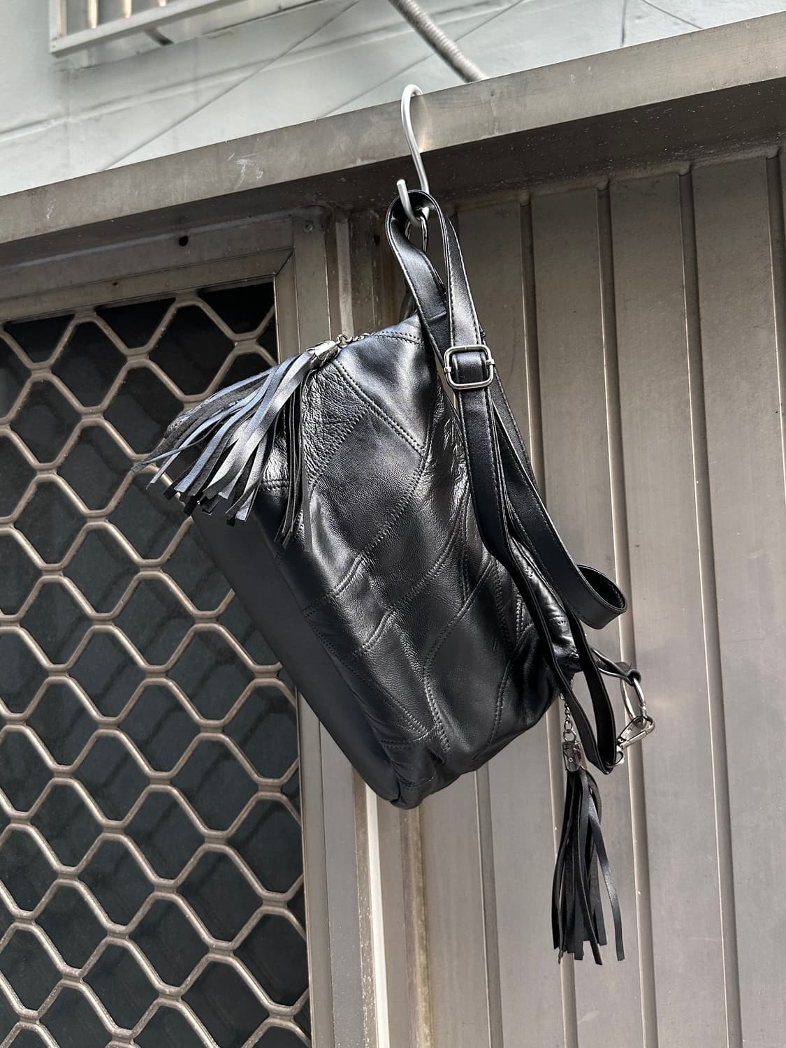 Vintage tassel detail leather bag 상품이미지2