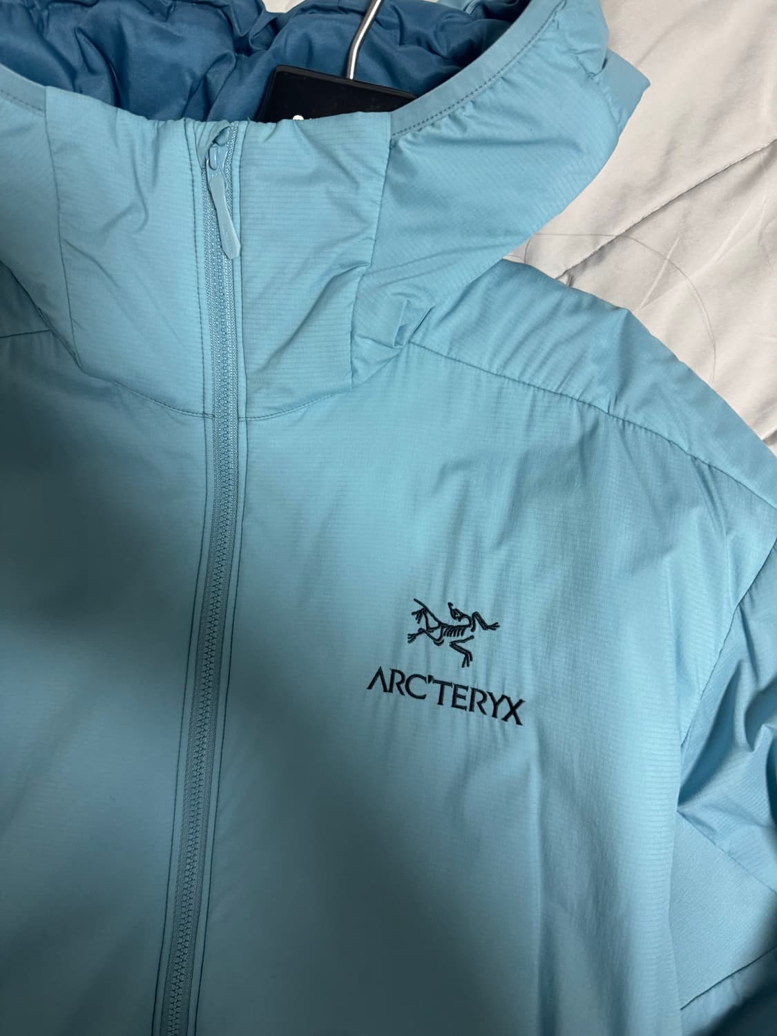 L)아크테릭스 아톰 LT 후디 솔레스 상품이미지2