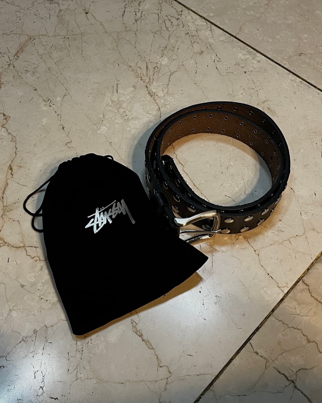 스투시 8볼 스터드 벨트 상품이미지1