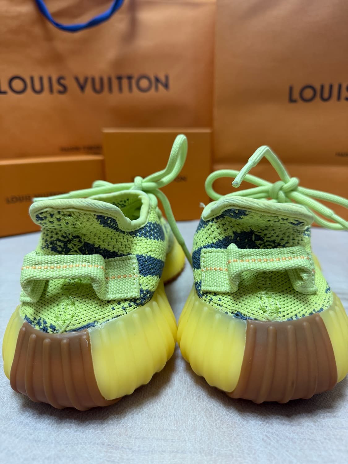 아디다스 이지부스트 예브라 230 상품이미지4