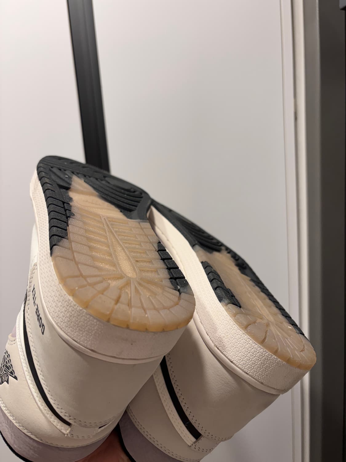 조던1 엘리먼트 고어텍스 세일 / 270 상품이미지4