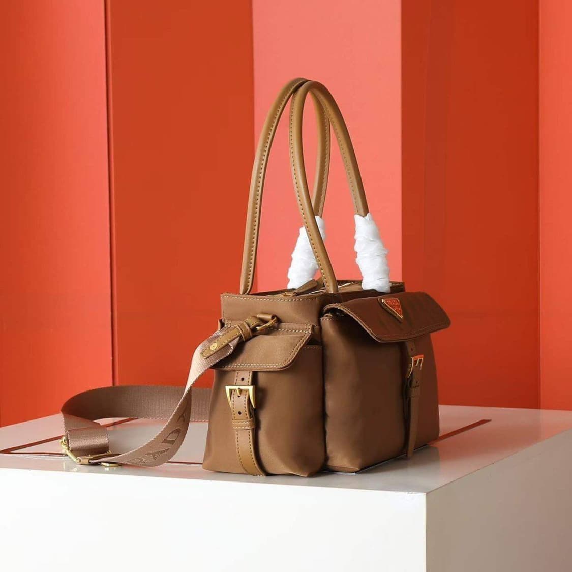 프라다 익스플로어(Prada Explore) 숄더백
 상품이미지4