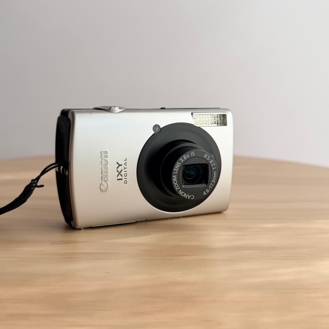 ✨미품✨캐논 IXY910 IS 실버  익시910/ IXUS860 IS 상품이미지3