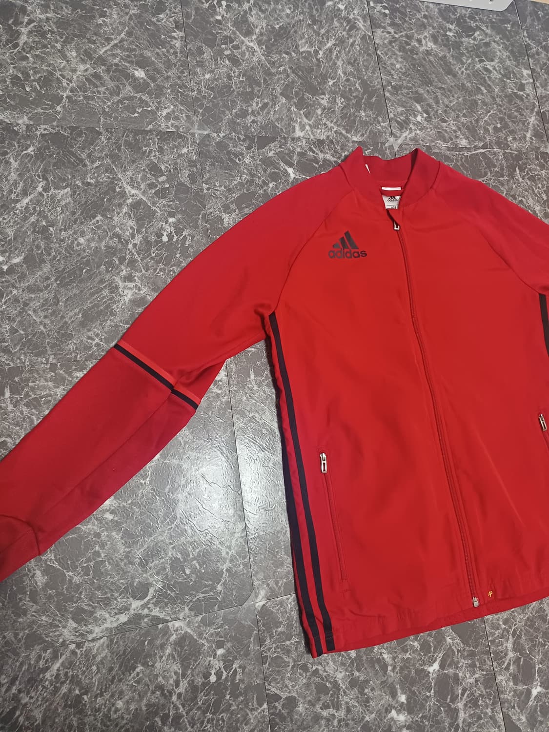 아디다스 트레이닝 집업 / 170사이즈 (청소년·여성 가능)
 상품이미지6