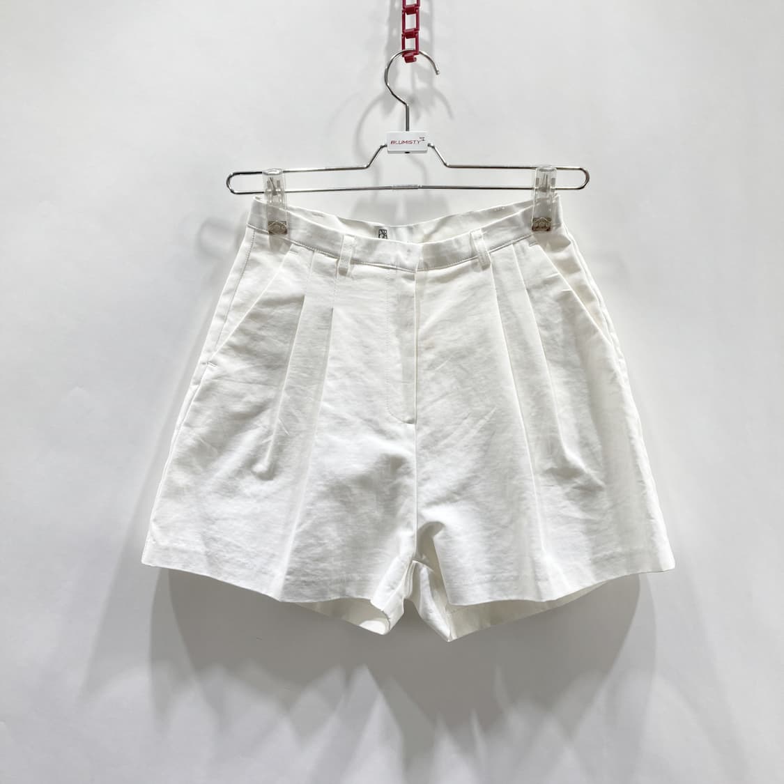 라룸 여성 와이드 핀턱 면반바지 화이트 25 상품이미지1