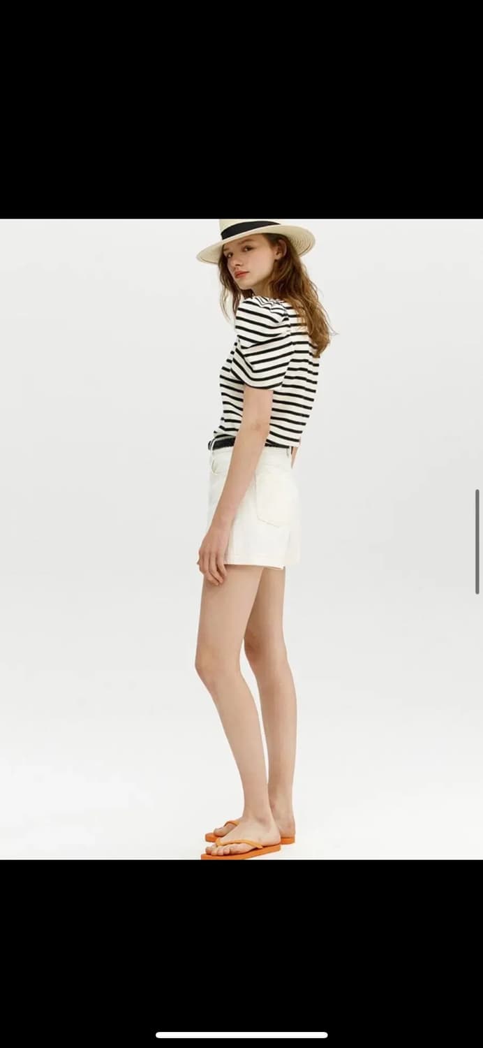 앤유ANAHEIM Puffed detail shoulder T-shirt 상품이미지2