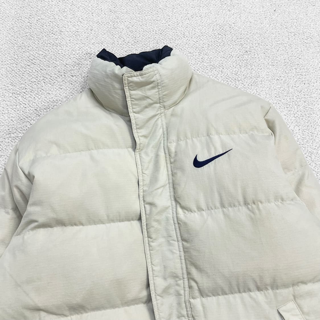 나이키 00s 올드스쿨 스우시 로고 립스탑 푸퍼 패딩 상품이미지2