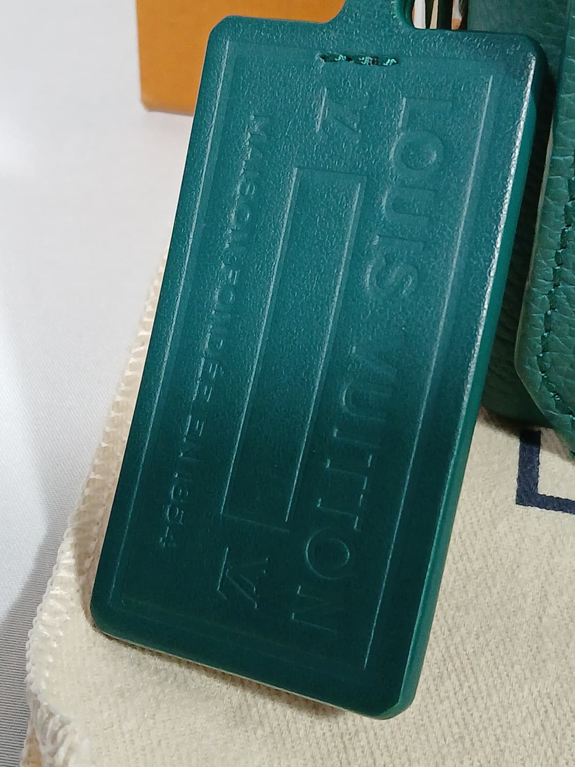 루이비통 패스트라인 웨어러블 크로스백 M82367 상품이미지4