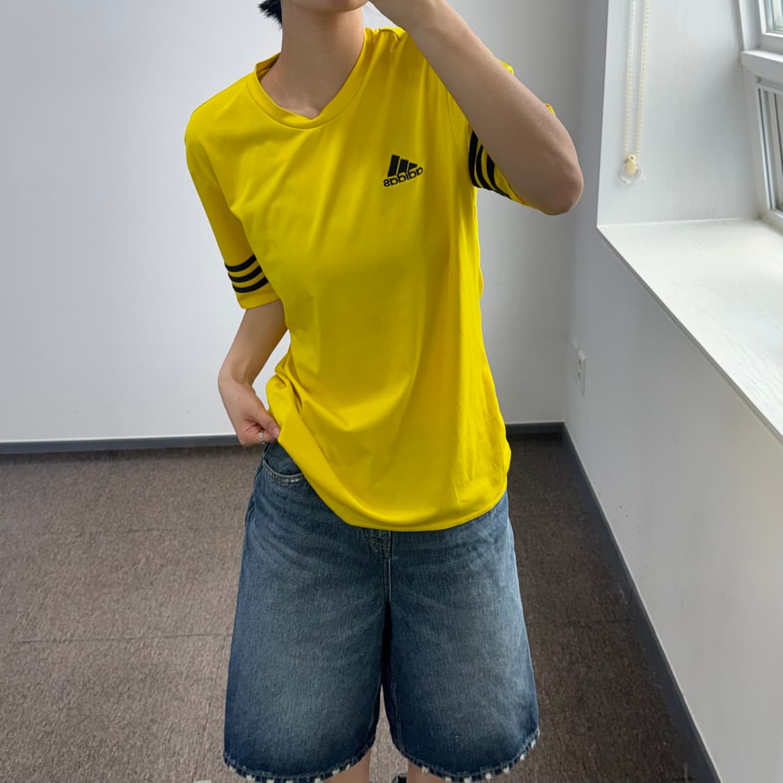 Adidas 아디다스 삼각로고 옐로우 반팔  상품이미지2