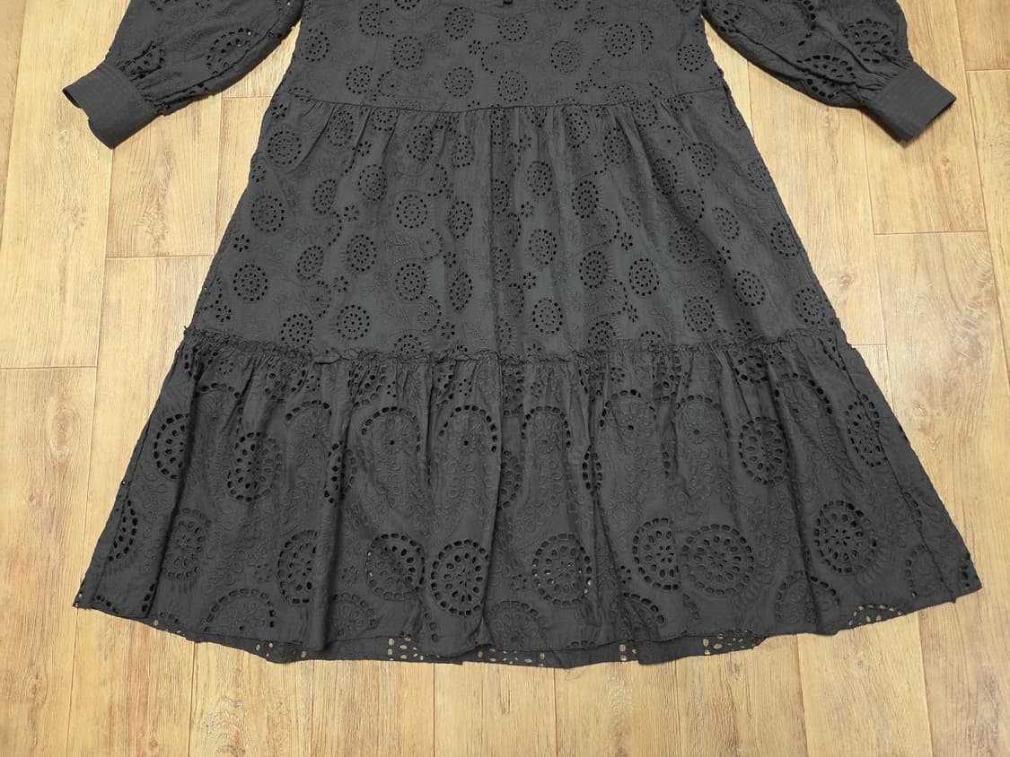 칼라거펠트(Karl Lagerfeld) 아일렛원피스 66-77 새상품 상품이미지5