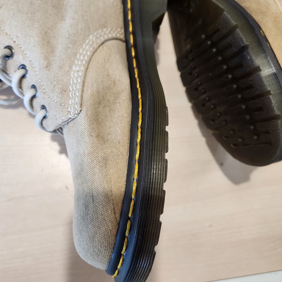 Dr.Martens 샘플 8홀 / 유니섹스 감성 부츠✨
265~270 상품이미지9