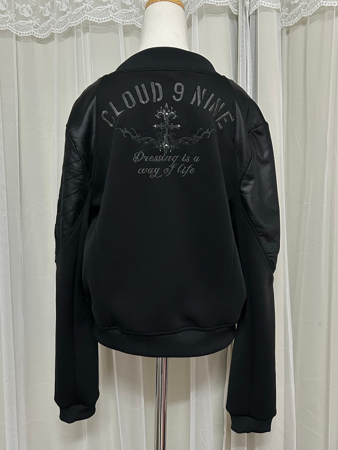 오즈온 ozz croce 고딕 락시크 크롭 투웨이 자켓 상품이미지4