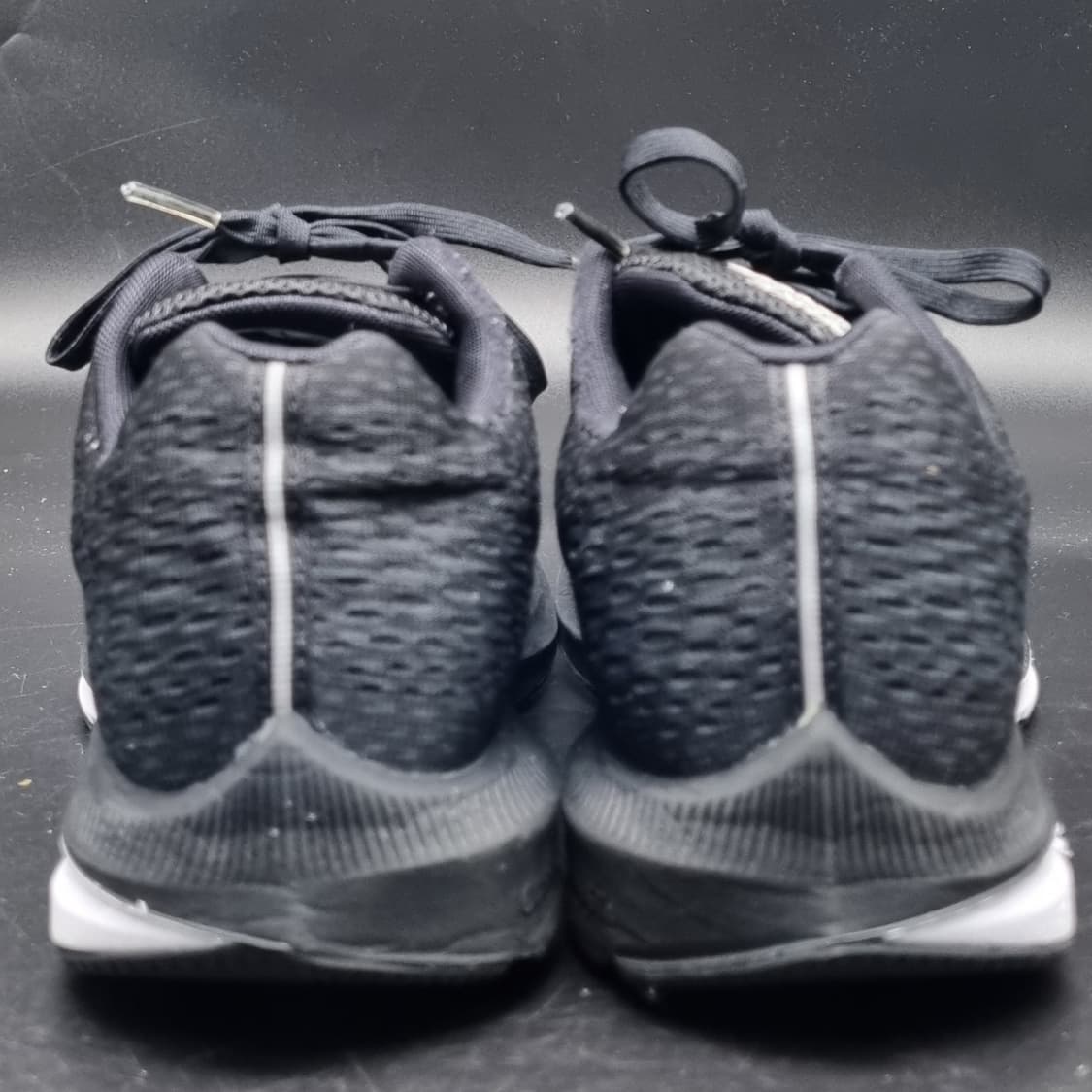 나이키 줌 윈플로5 여성운동화235 상품이미지4