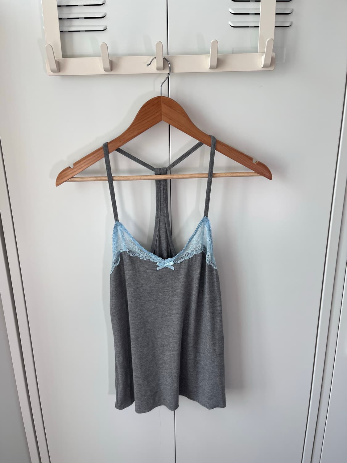 Honeyden 레이스 리본 홀터넥 슬리브리스 상품이미지5