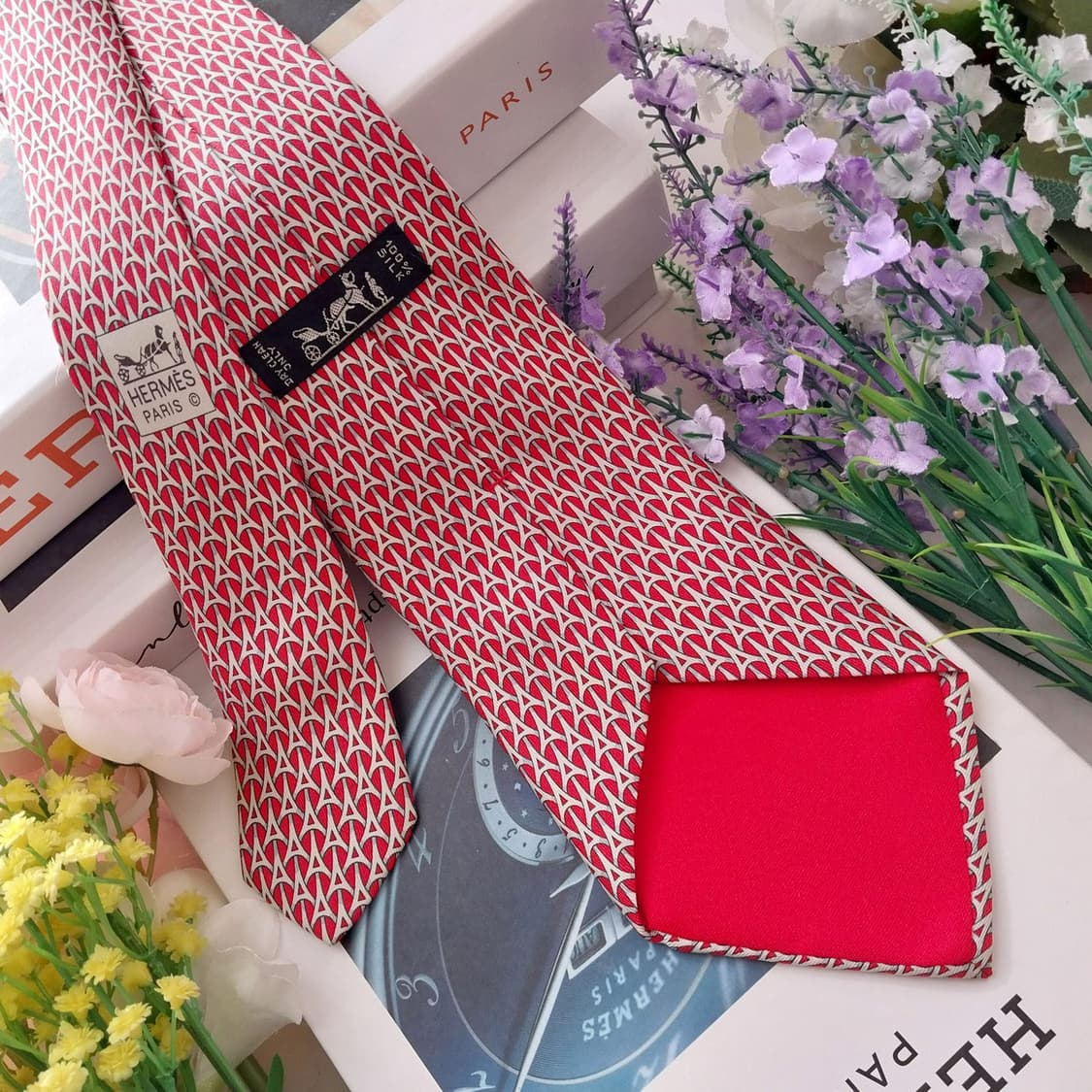 에르메스 실크 레드 에펠탑 패턴 넥타이 9.4cm A+등급 K1371
 상품이미지4