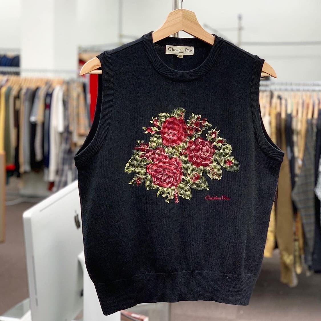 크리스챤 디올 블랙 로즈 자수 니트 베스트 상품이미지1