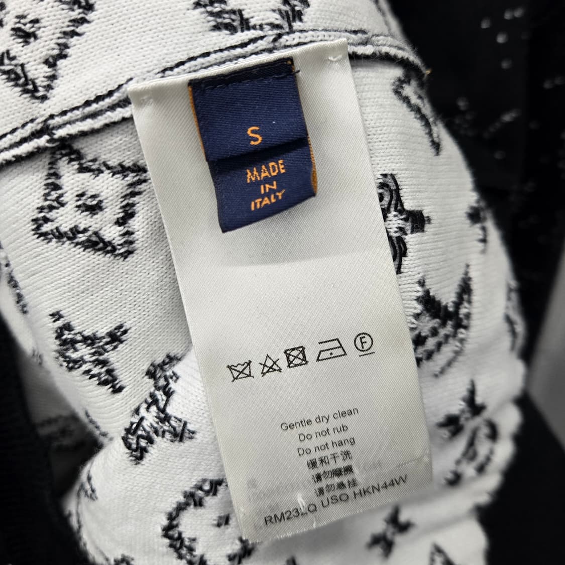 루이비통 LV 모노그램 그라데이션 니트 S 상품이미지4