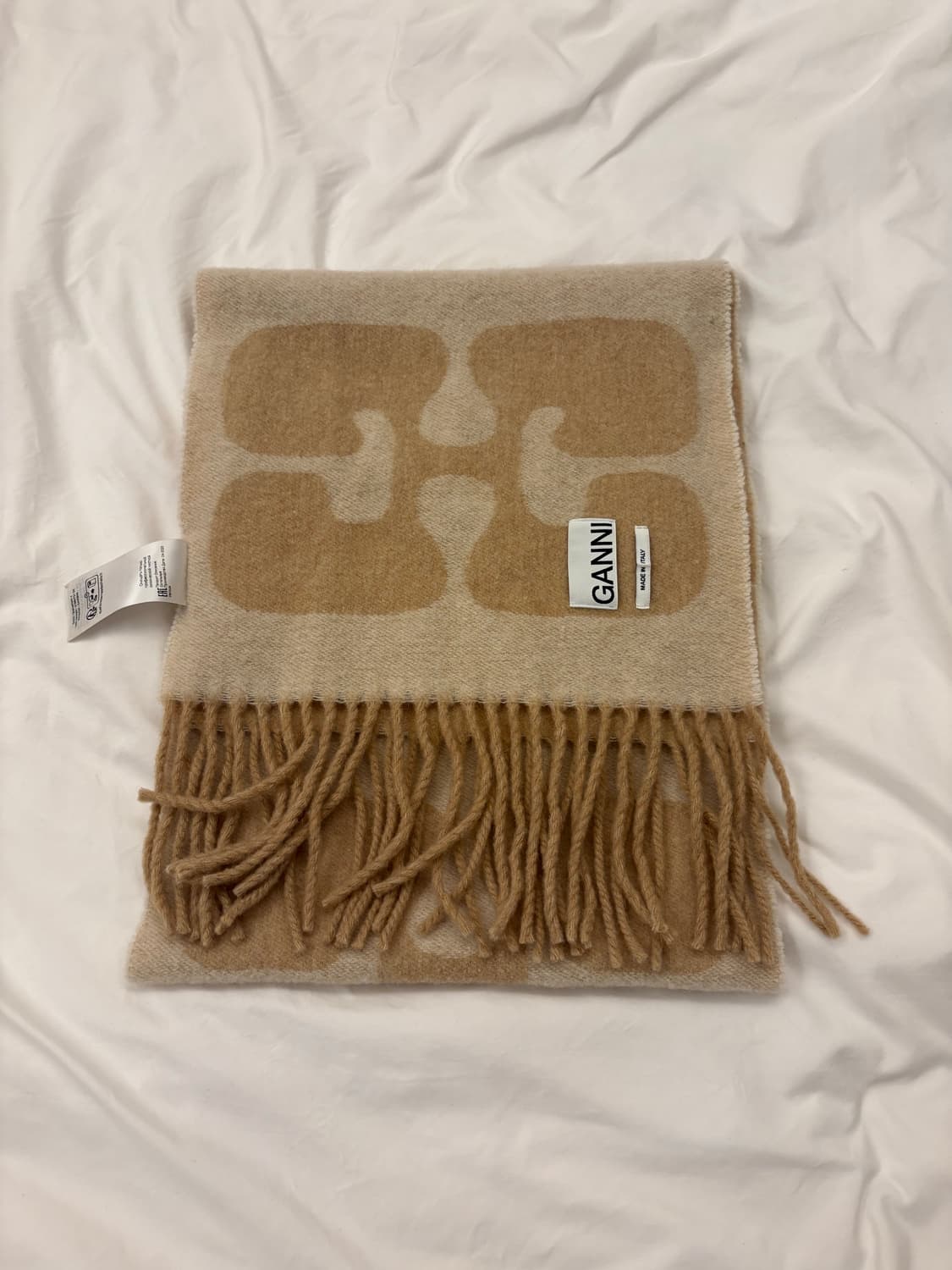 가니 Ganni 머플러 네로우 로고 울 스카프 ​ 상품이미지1