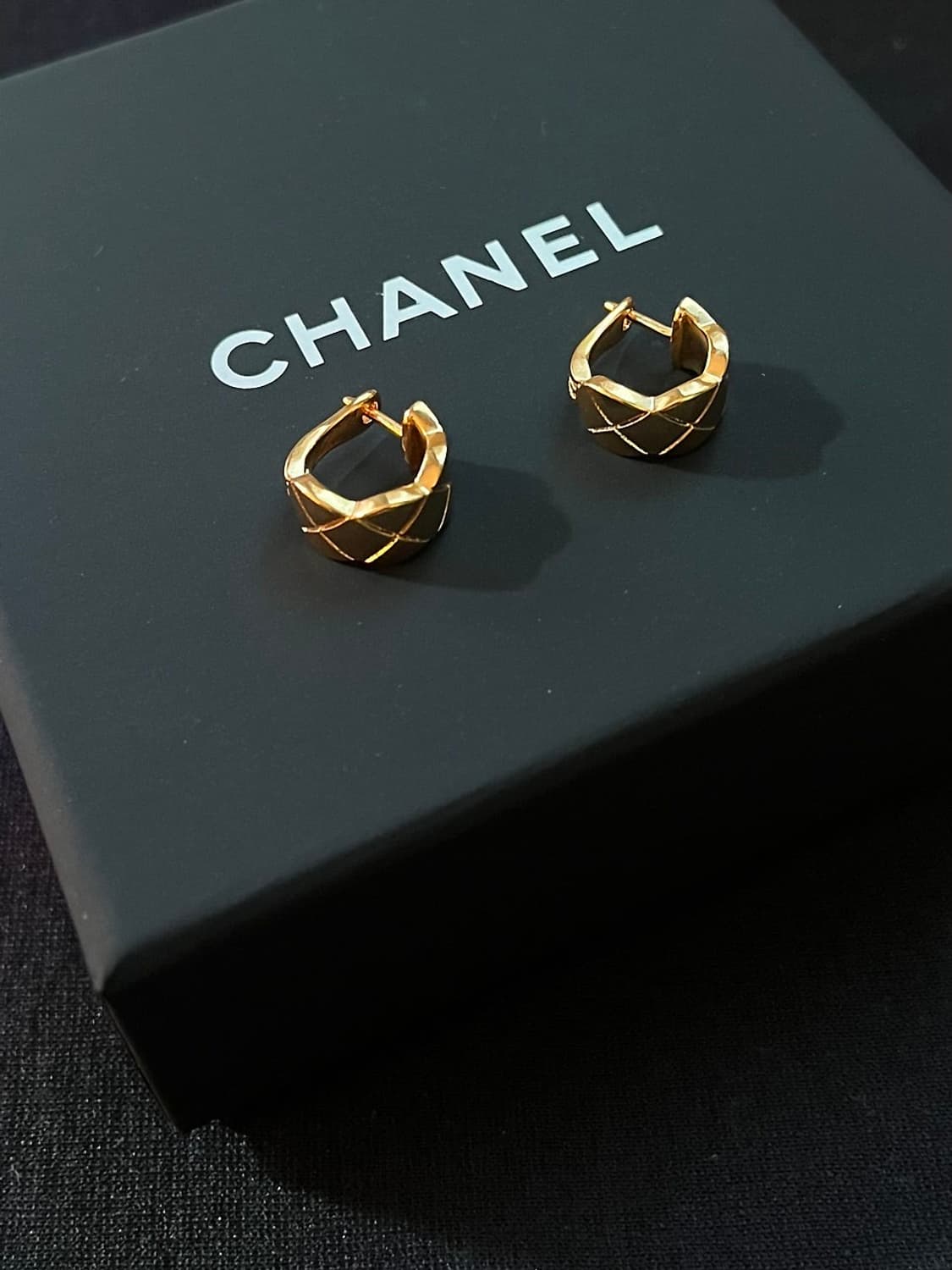 샤넬 정품 업사이클링 코코 크러쉬 COCO CRUSH 이어링 상품이미지6