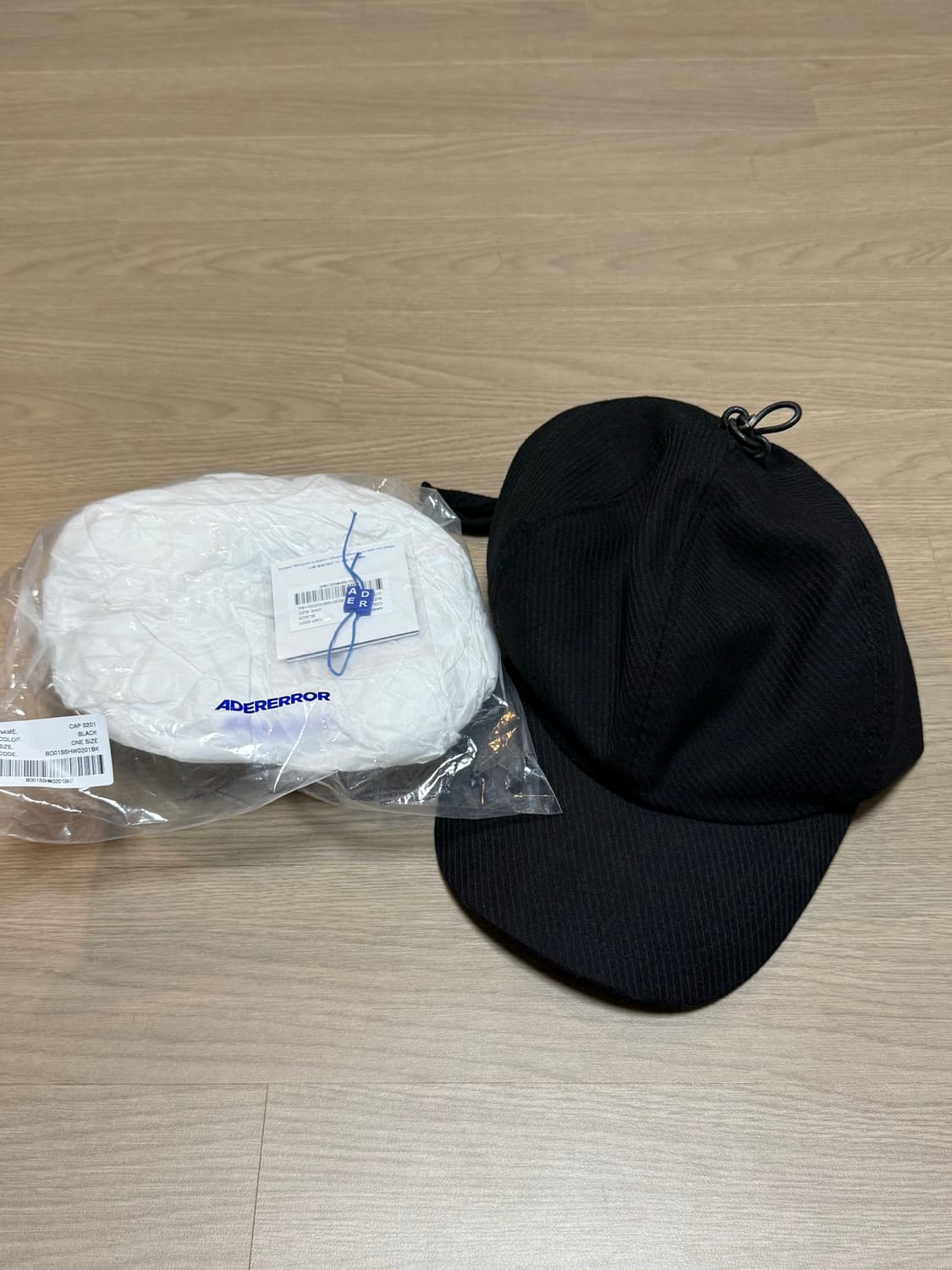 아더에러 캡 상품이미지1