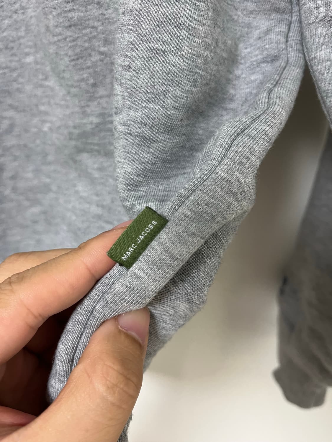 마크제이콥스 맨투맨 상품이미지2