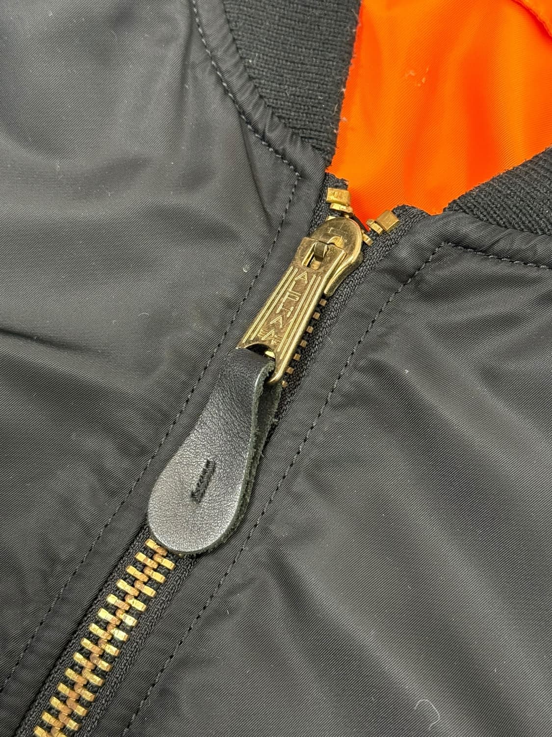 알파 인더스트리 블랙 항공 점퍼 상품이미지6